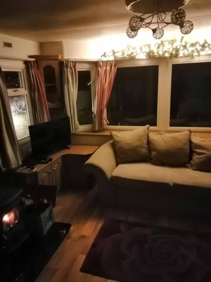 Midden Manor Country Stay On A Working Dairy Farm Ballymena Ngoại thất bức ảnh