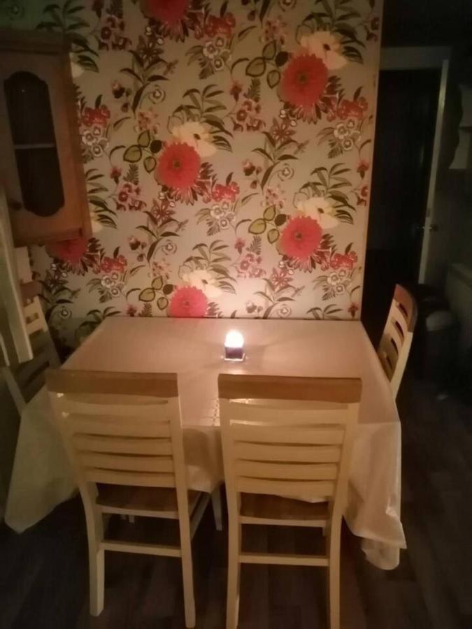 Midden Manor Country Stay On A Working Dairy Farm Ballymena Ngoại thất bức ảnh
